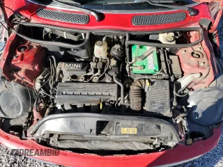 2004 MINI Hardtop with VIN WMWRC33434TC53820, listed as a Copart auction lot 85389994 with 164,452 mi miles and Salvage Title. Bid and sale history available at DreamBid. Image 13.