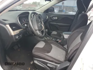 2015 Jeep Cherokee Sport z VIN 1C4PJMAB3FW594009, wystawiony jako Copart lot #57992185 z przebiegiem 115 146 mil mil oraz Szkoda całkowita • Salvage title. Historia ofert i sprzedaży dostępna na DreamBid. Obrazek 7.