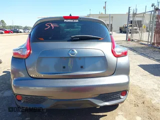 2015 Nissan Juke S with VIN JN8AF5MR3FT506748, listed as a IAAI auction lot 41596464 with 1 mi miles. Bid and sale history available at carsss.com. Image 17.