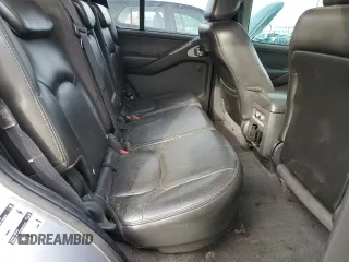 2006 Nissan Pathfinder SE z VIN 5N1AR18U76C662295, wystawiony jako Copart lot #53984805 z przebiegiem 314 037 mil mil oraz Szkody całkowita. Historia ofert i sprzedaży dostępna na DreamBid. Obrazek 11.