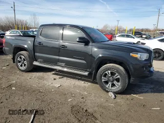 2018 Toyota Tacoma SR5 with VIN 5TFAZ5CN8JX061295, listed as a Copart auction lot 49313485 with 42,825 mi miles and Clean Title. Bid and sale history available at DreamBid. Image 4.