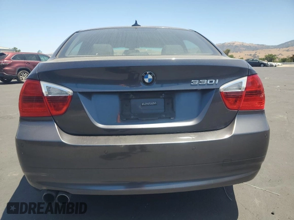 2006 BMW 3 Series 330i with VIN WBAVB33526PS13196, listed as a Copart auction lot 62484235 with 156,706 mi miles and Salvage title. Bid and sale history available at DreamBid. Image 6.