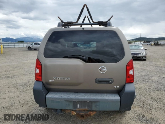 2005 Nissan Xterra S z VIN 5N1AN08W75C655725, wystawiony jako Copart lot #59374805 z przebiegiem 189 376 mil mil oraz Czysty tytuł • Clean title. Historia ofert i sprzedaży dostępna na DreamBid. Obrazek 6.