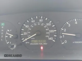 1998 Toyota Camry LE z VIN JT2BG22K4W0206938, wystawiony jako IAAI lot #42283640 z przebiegiem 153 365 mil mil oraz . Historia ofert i sprzedaży dostępna na DreamBid. Obrazek 7.
