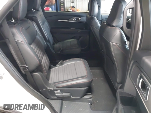 2025 Ford Explorer ST-Line with VIN 1FMUK8KH6SGA60996, listed as a IAAI auction lot 42404251 with 7,310 mi miles and . Bid and sale history available at DreamBid. Image 8.