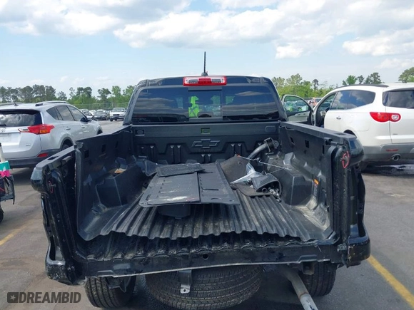 2024 Chevrolet Colorado 2WD LT with VIN 1GCPSCEK1R1210800, listed as a IAAI auction lot 41999697 with 6,124 mi miles. Bid and sale history available at carsss.com. Image 17.