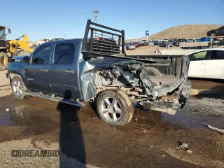 2010 GMC Sierra 1500 with VIN 3GTXKVE26AG101850, listed as a Copart auction lot 82770984 with 175,714 mi miles and Salvage Title. Bid and sale history available at DreamBid. Image 2.
