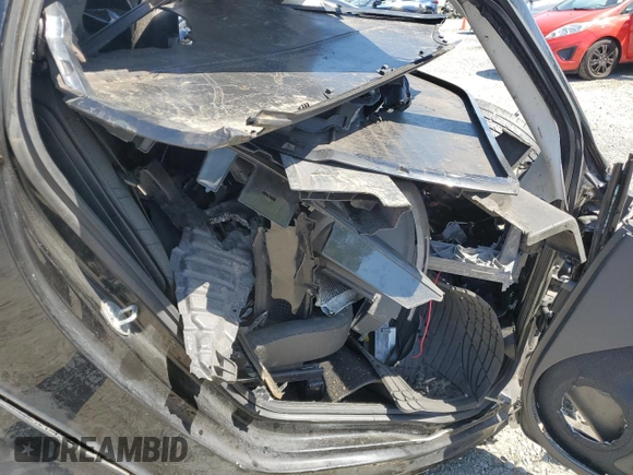 2009 Smart fortwo Pure z VIN WMEEJ31X09K267836, wystawiony jako Copart lot #55500135 z przebiegiem Nie podano mil oraz Szkoda całkowita • Salvage title. Historia ofert i sprzedaży dostępna na DreamBid. Obrazek 12.