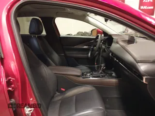 2021 Mazda CX-30 Premium with VIN 3MVDMADL8MM320149, listed as a IAAI auction lot 41317680 with 47,383 mi miles and . Bid and sale history available at DreamBid. Image 5.