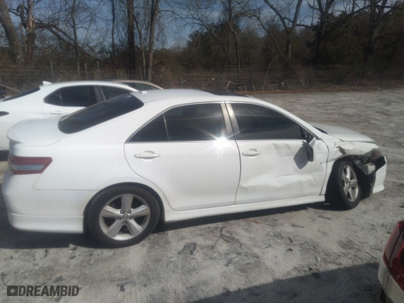 2011 Toyota Camry LE with VIN 4T1BK3EK0BU611412, listed as a IAAI auction lot 41596045 with 289,906 mi miles. Bid and sale history available at carsss.com. Image 13.