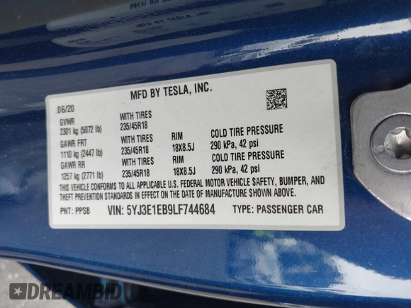 2020 Tesla Model 3 Long Range with VIN 5YJ3E1EB9LF744684, listed as a IAAI auction lot 41805065 with 92,123 mi miles. Bid and sale history available at carsss.com. Image 9.