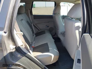 2006 Jeep Grand Cherokee Limited with VIN 1J8HR58226C180268, listed as a IAAI auction lot 42065135 with 232,207 mi miles. Bid and sale history available at carsss.com. Image 8.