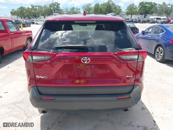 2021 Toyota RAV4 XLE Premium with VIN JTMC1RFV2MD080837, listed as a IAAI auction lot 42049997 with 25,823 mi miles. Bid and sale history available at carsss.com. Image 15.