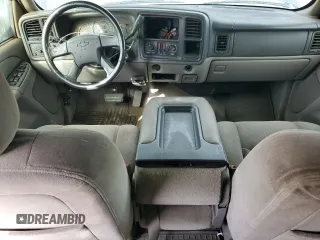 2004 Chevrolet Suburban LS with VIN 3GNGK26U54G216482, listed as a Copart auction lot 46129495 with 180,551 mi miles and Salvage Title. Bid and sale history available at carsss.com. Image 8.