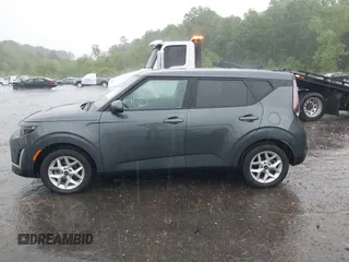 2023 Kia Soul LX with VIN KNDJ23AU8P7882912, listed as a IAAI auction lot 42087742 with 44,138 mi miles. Bid and sale history available at carsss.com. Image 15.