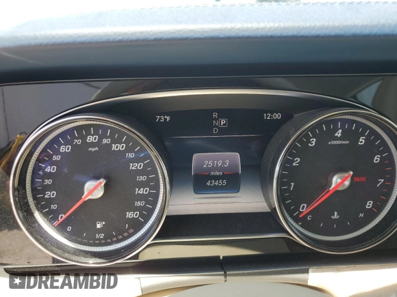 2018 Mercedes-Benz E 400 with VIN WDD1J6FB0JF045862, listed as a Copart auction lot 54584075 with 43,455 mi miles and Salvage Title. Bid and sale history available at DreamBid. Image 9.