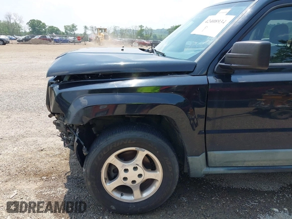 2012 Jeep Patriot Sport with VIN 1C4NJRBB7CD513197, listed as a IAAI auction lot 42408934 with 145,943 mi miles and . Bid and sale history available at DreamBid. Image 18.