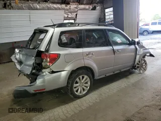 2013 Subaru Forester X Limited with VIN JF2SHAEC0DH428055, listed as a Copart auction lot 60606735 with 142,937 mi miles and Non repairable. Bid and sale history available at DreamBid. Image 3.