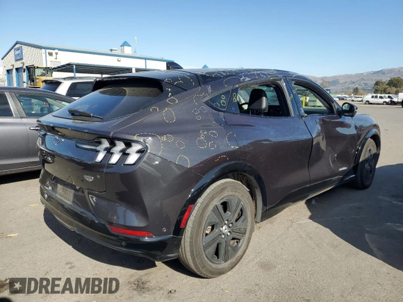 2022 Ford Mustang Mach-E California Route 1 z VIN 3FMTK2SU2NMA40924, wystawiony jako Copart lot #42533665 z przebiegiem 35 933 mil mil oraz Szkoda całkowita • Salvage title. Historia ofert i sprzedaży dostępna na DreamBid. Obrazek 3.