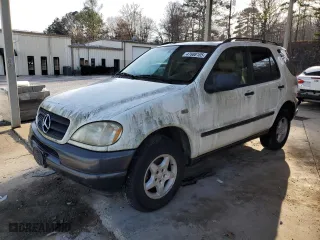 1998 Mercedes-Benz M-Class with VIN 4JGAB54E6WA048800, listed as a Copart auction lot 47688105 with 205,335 mi miles and Clean Title. Bid and sale history available at carsss.com. Image 1.