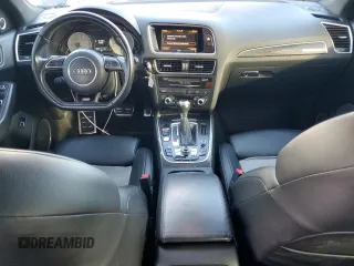 2017 Audi SQ5 Premium Plus with VIN WA1CCAFP5HA031386, listed as a Copart auction lot 44468625 with 91,167 mi miles and Clean Title. Bid and sale history available at carsss.com. Image 8.