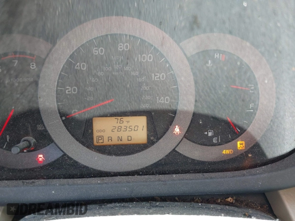 2010 Toyota RAV4 Limited с VIN JTMDK4DV2AD012802, выставлен на аукционе IAAI как лот 42562662 с пробегом 283 501 миль миль и . История ставок и продаж доступна на DreamBid. Изображение 15.