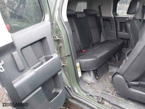 2011 Toyota FJ Cruiser with VIN JTEBU4BF5BK108168, listed as a IAAI auction lot 41829688 with 163,354 mi miles. Bid and sale history available at carsss.com. Image 8.
