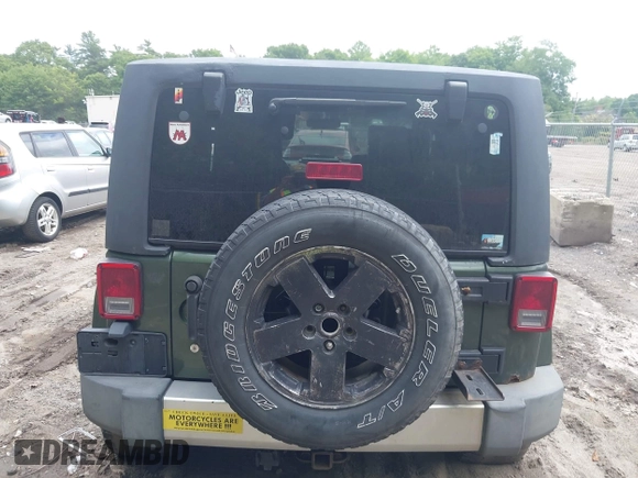 2008 Jeep Wrangler Sahara with VIN 1J4FA54178L647426, listed as a IAAI auction lot 42496322 with 157,016 mi miles and . Bid and sale history available at DreamBid. Image 16.