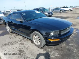 2008 Ford Mustang Deluxe with VIN 1ZVHT80N085138945, listed as a IAAI auction lot 41820988 with 127,880 mi miles. Bid and sale history available at carsss.com. Image 1.