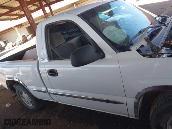 2000 GMC Sierra 1500 SL with VIN 1GTEC14V1YZ331363, listed as a IAAI auction lot 41652287 with Not provided miles and . Bid and sale history available at DreamBid. Image 13.