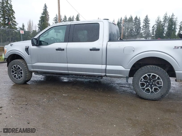 2022 Ford F-150 XL with VIN 1FTFW1E83NKF02834, listed as a IAAI auction lot 41724055 with 54,465 mi miles. Bid and sale history available at carsss.com. Image 14.