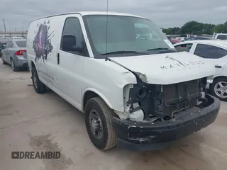2017 Chevrolet Express Cargo z VIN 1GCWGAFFXH1161503, wystawiony jako IAAI lot #42059760 z przebiegiem 94 979 mil mil oraz . Historia ofert i sprzedaży dostępna na DreamBid. Obrazek 1.