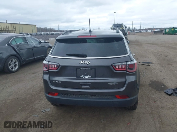 2021 Jeep Compass Latitude with VIN 3C4NJDBBXMT551702, listed as a IAAI auction lot 42045266 with 67,882 mi miles and . Bid and sale history available at DreamBid. Image 16.