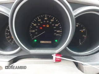 2005 Lexus RX 330 z VIN 2T2HA31U45C049438, wystawiony jako IAAI lot #42337757 z przebiegiem 260 754 mil mil oraz . Historia ofert i sprzedaży dostępna na DreamBid. Obrazek 7.
