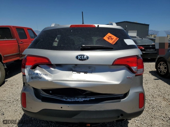 2015 Kia Sorento LX with VIN 5XYKTDA72FG567722, listed as a Copart auction lot 59069844 with 0 mi miles and Salvage Title. Bid and sale history available at carsss.com. Image 6.