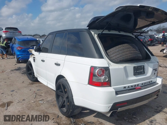 2011 Land Rover Range Rover Sport HSE z VIN SALSF2D40BA260128, wystawiony jako IAAI lot #41520917 z przebiegiem Nie podano mil oraz . Historia ofert i sprzedaży dostępna na DreamBid. Obrazek 3.