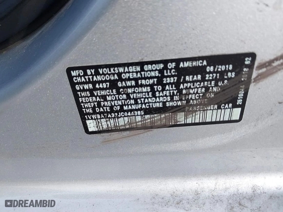 2018 Volkswagen Passat 2.0T SE with VIN 1VWBA7A32JC044389, listed as a IAAI auction lot 41200633 with 93,046 mi miles. Bid and sale history available at carsss.com. Image 9.