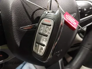 2019 Chrysler Pacifica Touring Plus z VIN 2C4RC1FGXKR706264, wystawiony jako IAAI lot #41483658 z przebiegiem 86 823 mil mil oraz . Historia ofert i sprzedaży dostępna na DreamBid. Obrazek 11.