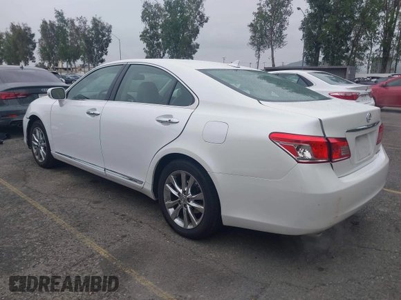 2011 Lexus ES with VIN JTHBK1EG8B2425485, listed as a IAAI auction lot 42062926 with 108,023 mi miles. Bid and sale history available at carsss.com. Image 3.