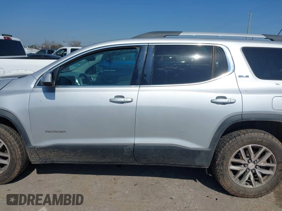 2017 GMC Acadia SLE with VIN 1GKKNSLS2HZ172531, listed as a IAAI auction lot 41584006 with 95,367 mi miles. Bid and sale history available at carsss.com. Image 14.