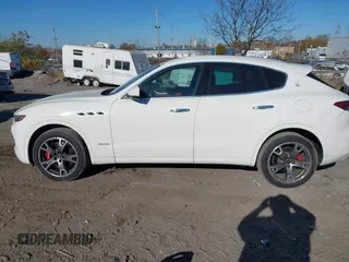 2021 Maserati Levante S with VIN ZN661YUL3MX378092, listed as a IAAI auction lot 40748646 with 43,199 mi miles. Bid and sale history available at carsss.com. Image 14.