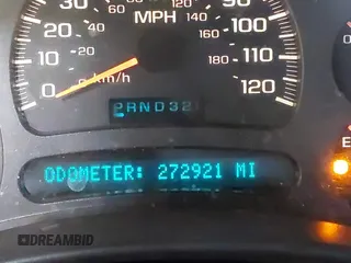2004 Chevrolet Silverado 1500 Work Truck with VIN 1GCEC14X24Z263232, listed as a IAAI auction lot 41720611 with 272,921 mi miles. Bid and sale history available at carsss.com. Image 15.
