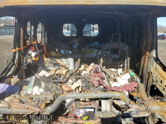 2016 Ford Transit Cargo z VIN 1FTYR2ZM7GKA32341, wystawiony jako Copart lot #45100535 z przebiegiem Nie podano mil oraz Szkoda całkowita • Salvage title. Historia ofert i sprzedaży dostępna na DreamBid. Obrazek 10.