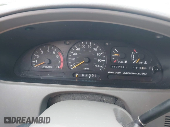 2000 Mercury Villager z VIN 4M2XV14T9YDJ16113, wystawiony jako IAAI lot #41516671 z przebiegiem 232 044 mil mil oraz . Historia ofert i sprzedaży dostępna na DreamBid. Obrazek 7.