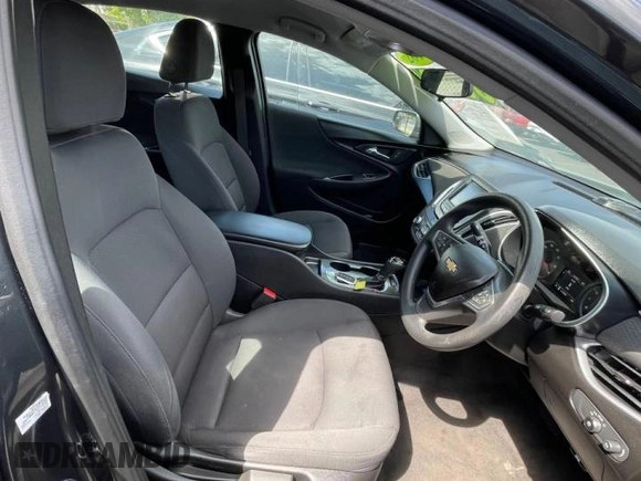 2018 Chevrolet Malibu LS with VIN 1G1ZB5ST8JF126491, listed as a Copart auction lot 53004315 with 113,631 mi miles and Clean Title. Bid and sale history available at DreamBid. Image 5.