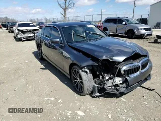2021 BMW 3 Series 330i xDrive with VIN WBA5R7C04MFK51040, listed as a Copart auction lot 49620045 with 51,069 mi miles and Salvage Title. Bid and sale history available at carsss.com. Image 10.