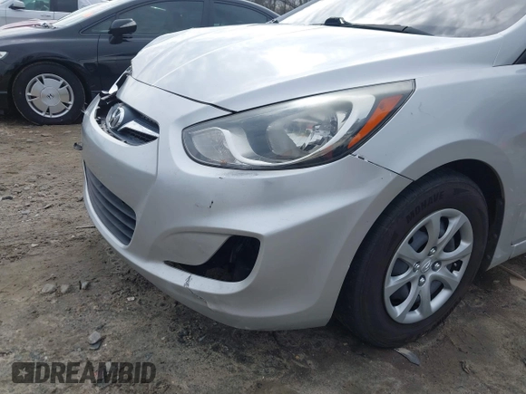 2012 Hyundai Accent GLS z VIN KMHCT4AE5CU242474, wystawiony jako IAAI lot #41455547 z przebiegiem 163 199 mil mil oraz . Historia ofert i sprzedaży dostępna na DreamBid. Obrazek 17.