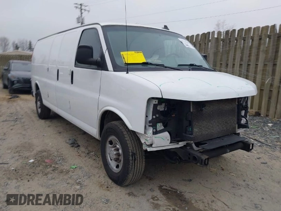 2020 Chevrolet Express Cargo Van with VIN 1GCWGBFP0L1138206, listed as a IAAI auction lot 41773760 with 94,272 mi miles. Bid and sale history available at carsss.com. Image 1.
