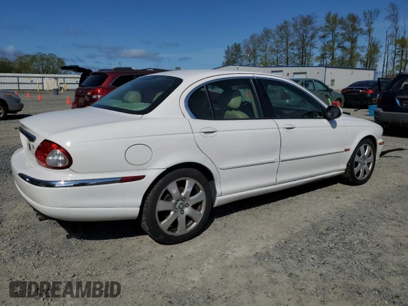 2006 Jaguar X-Type with VIN SAJWA51A06WE68591, listed as a Copart auction lot 53020355 with 179,379 mi miles and Salvage Title. Bid and sale history available at DreamBid. Image 3.