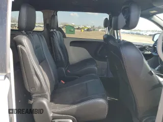 2019 Dodge Grand Caravan SXT with VIN 2C4RDGCG7KR663085, listed as a Copart auction lot 52530605 with 64,590 mi miles and Salvage Title. Bid and sale history available at DreamBid. Image 11.